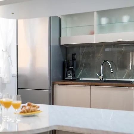 Beatus Apartment *